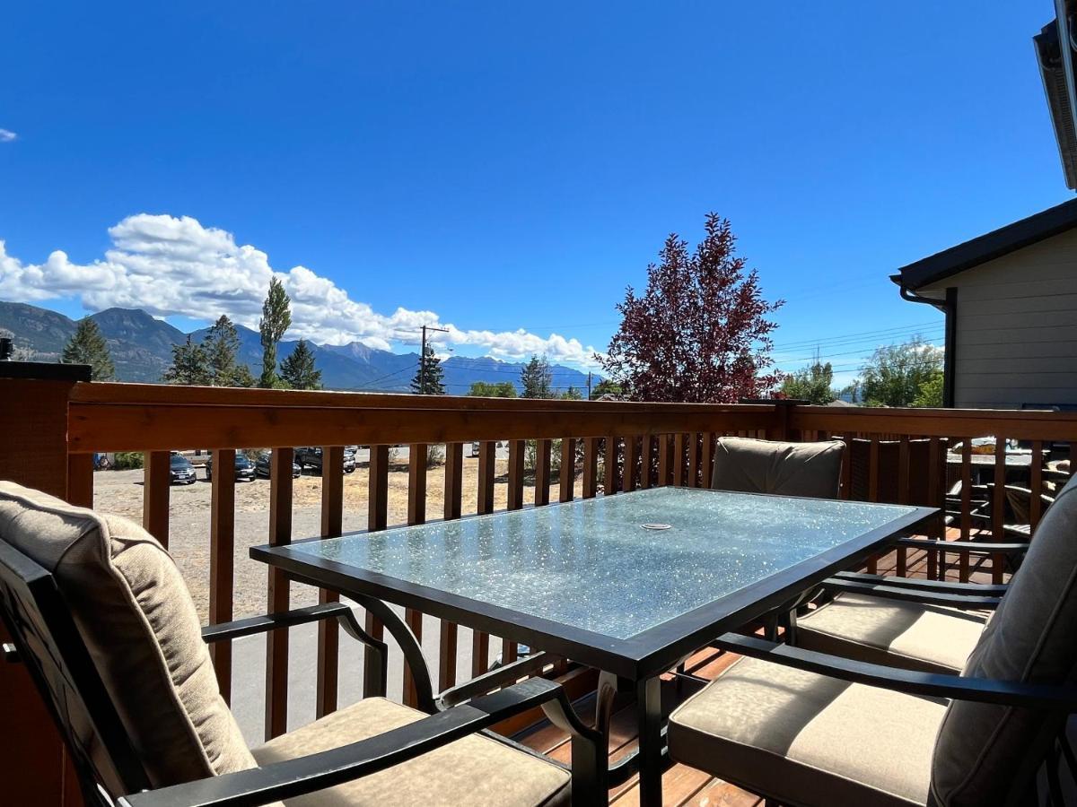 Perfect Base Invermere 3Bd Townhouse Mt Views With Garage Exterior photo
